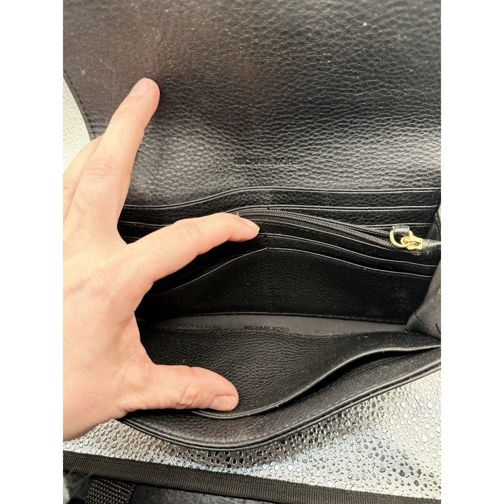 MICHAEL KORS MK‎ Fulton Gusset Carryall Black Pebble Leather Envelope Wallet